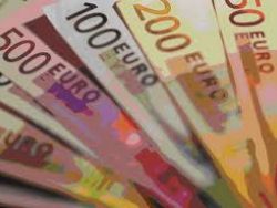 Madrid estuda subir IVA nas taxas mais baixas.