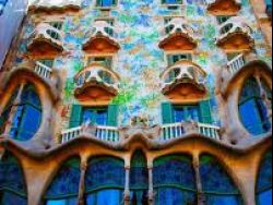 161º aniversário de Antoni Gaudí