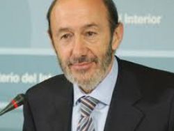 Rubalcaba manda ignorar comissão europeia.