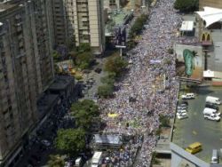 Oposição Venezuelana exibe força.